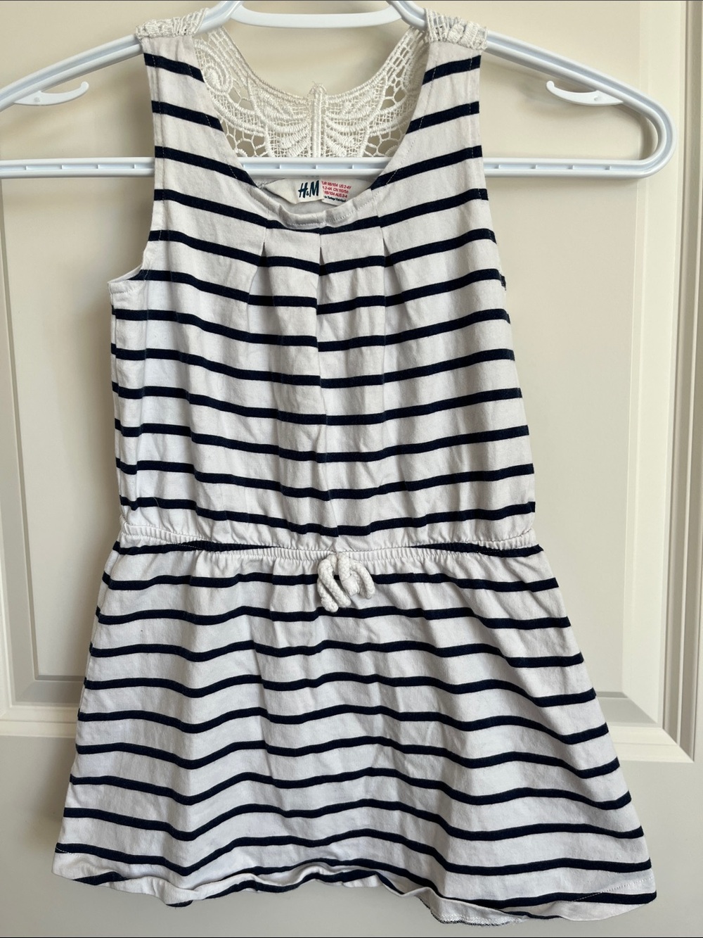 H&M White and Navy Striped Lace-Back Casual Dress Size 2-4